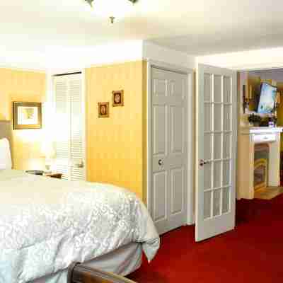 Red Coach Inn Rooms