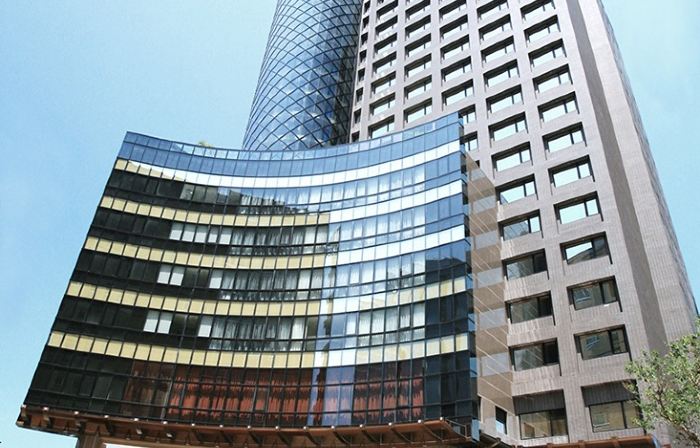 MONARCH SKYLINE HOTEL (Closed to the TaiMall)