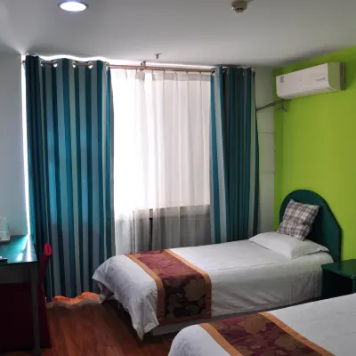 Yijia 365 Hotel (Shijiazhuang Second Hospital Branch) Hotels near جينوا