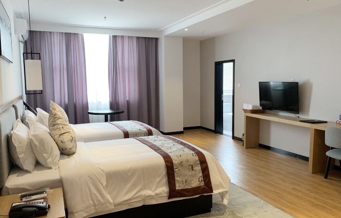 Huashan Hotel (Government compound)