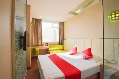 Apple Fashion Theme Hotel