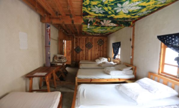 Tiger Leaping Gorge Tea-Horse Guesthouse