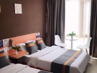 布丁酒店(上海安亭地铁站店) - 标准双床房
