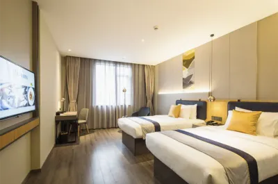 Home Inn Selected (Jixi Railway Station, Central Street, Dashang New-Mart) Hotels in Jixi