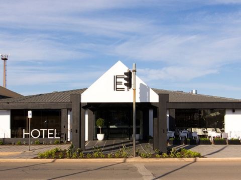 Ellen Hotel