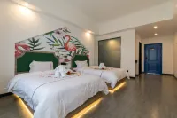 Yelia Hotel (Ding'an Bus Station Store) Hotels in Ding'an