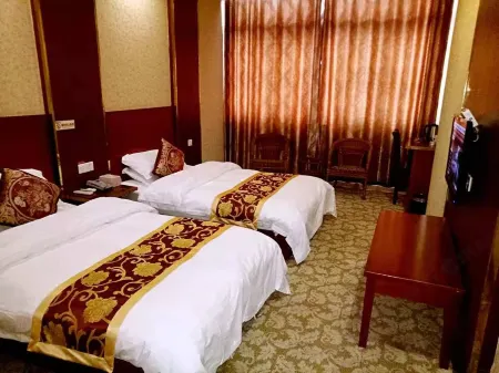 Tianyou Holiday Hotel (Wuyuan High Speed Railway Station)