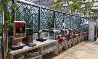 Vienna Hotel (Guangzhou Baiyun Airport Zhongluotan) - Housity