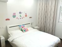 上海阿邱公寓 - 舒适大床房