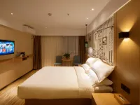 Jinyue Hotel (Jurong Gexian Lake Central Plaza) Hotels in Jurong