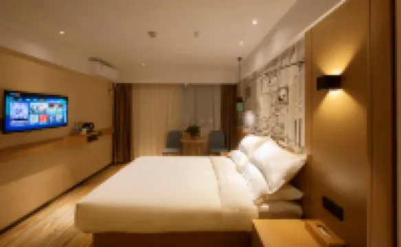 Jinyue Hotel (Jurong Gexian Lake Central Plaza)