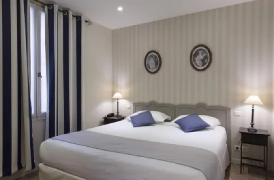 Hotel Mogador Hotels near Gustave Moreau Museum