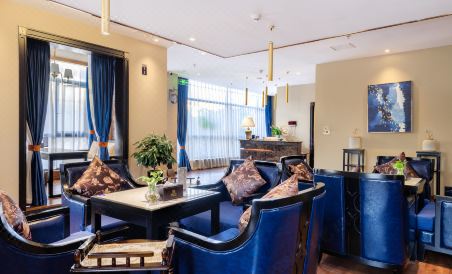 Vicwell Hotel - Housity