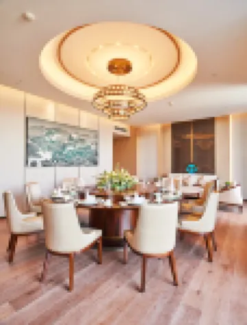 โรงแรมฮอลิเดย์ลวี่เยว่ เอ๋อไห่