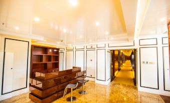 Tianjin Haizhiyun Film Theme Hotel