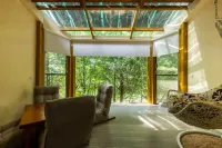 Yi-He Golden Homestay - parking