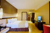 Grand Lagoi Hotel Bintan Hotel dekat Pengudang Beach