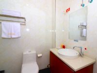 大同尚雅快捷酒店 - 家庭间