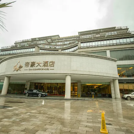 Grand Emperor Hotel