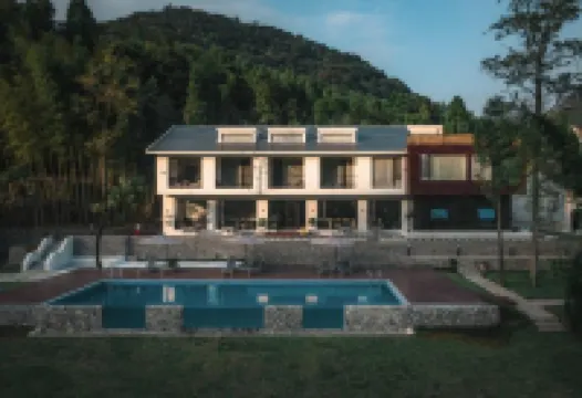 Huyue Ruian Shengjing Zuoshe Boutique Homestay
