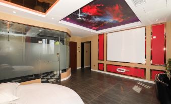 Fengyang United Fashion Theme Hotel