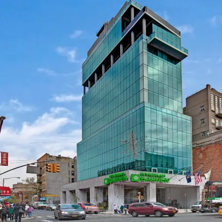 Wyndham Garden Chinatown Отели рядом с достопримечательностью «Тенемент-музей»