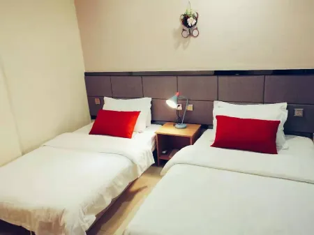 Homeinn Pebble Hotel (Xingcheng Xinghai South Street) Отели рядом с достопримечательностью «Three Reef Range Rover»