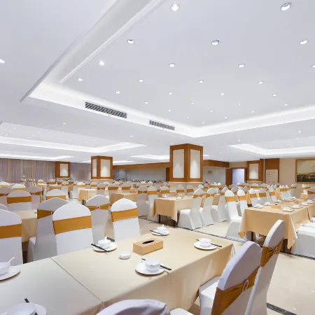Vienna International Hotel (Jurong Huayang)