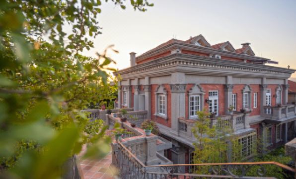 Lilac Garden Hotel