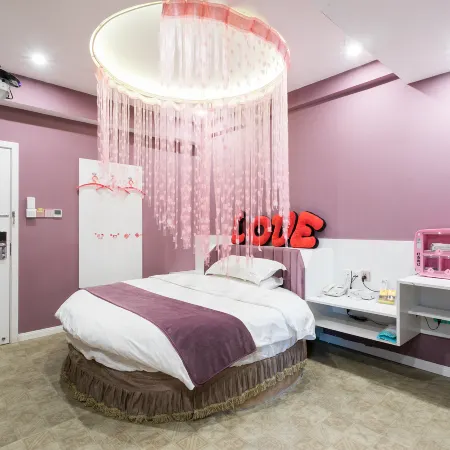 Shiguangyin Themed Hotel