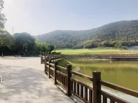 Mountain Hotel (Wuxi Taihu Lake Pleasure Garden)