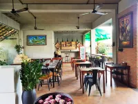 เซ็นทรัล บลองช์ เรสซิเดนซ์ - พร้อมอาหารเช้า
