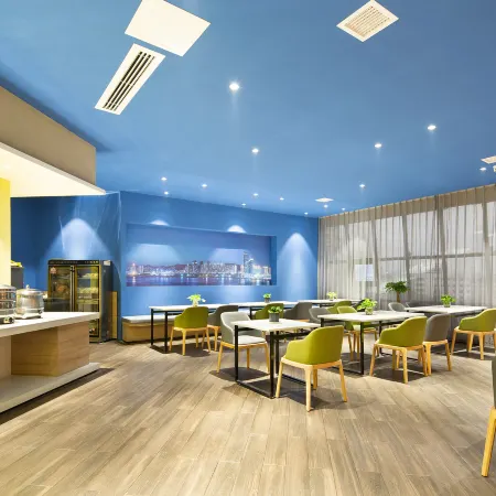 Molin Boutique Hotel (Haoting Store, Pingjiang)
