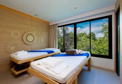 Utopia Naiharn Hotels in Nai Harn Beach