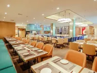 SCHOLARS HOTEL·SELECT Collection Hotel (Suzhou Shilu Sanxiang Road Subway Station) Hotels near Pan Gate