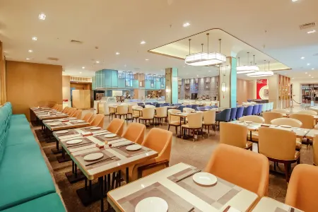 SCHOLARS HOTEL·SELECT Collection Hotel (Suzhou Shilu Sanxiang Road Subway Station) Отели рядом с достопримечательностью «Suzhou Museum West»