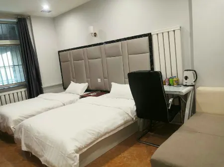 Jiataishangwukuaijie Отели рядом с достопримечательностью «Jinhai Passenger Transport Terminal»