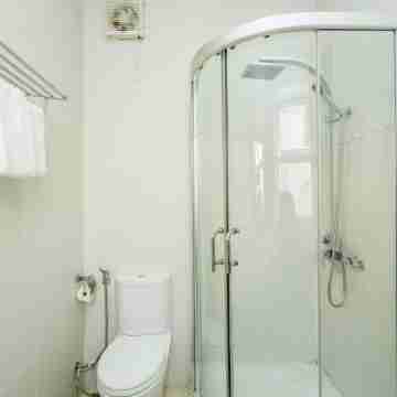 OYO 353 Truong Thinh Hotel Rooms