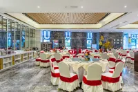 Lvbao Yinhe Hotel Hotels in Mengzi