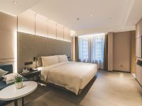 重庆皇冠国际江景亚朵S酒店 - 高级大床房