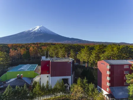Fuji Premium Resort Отели рядом с достопримечательностью «Kawaguchiko Stellar Theater»
