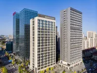 Yeste International Hotel (Guanshanhu District International Conference Center Subway Station) Отели в г. Гуйян