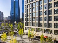 Yeste International Hotel (Guanshanhu District International Conference Center Subway Station) Отели в г. Гуйян