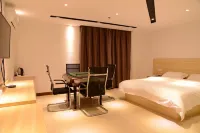 Lemon Bay Hotel (Guilin High-tech Wanda Branch) Hotel di Wanfu Square/South Bus Station/Yugui Park