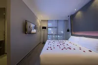 彩煜プレミアムホテル（上海野生動物園） Shanghai Institute of Health Science Pudong New Area Branch周辺のホテル