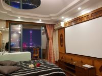 上海滩景公寓(12号店) - 温馨阳台一室大床房