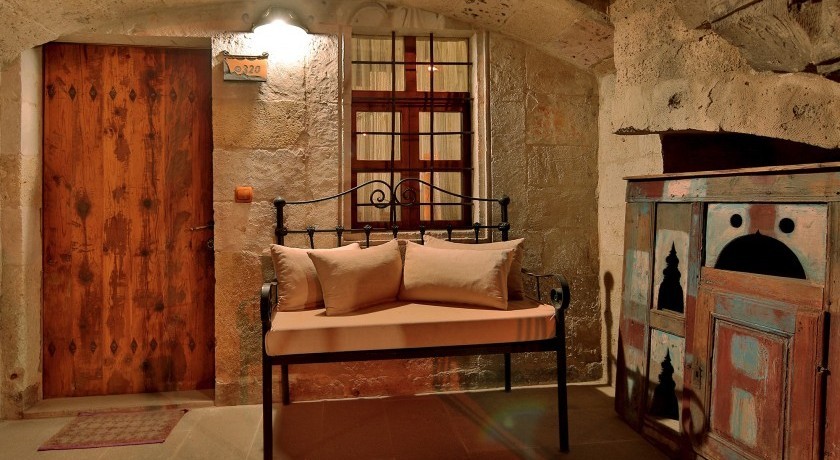 Sultan Cave Suites