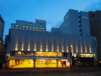 The Crown Palais New Hankyu Kochi Hotels near Maze