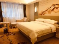 维也纳国际酒店(渠县文峰景区店) - 标准雅致大床房