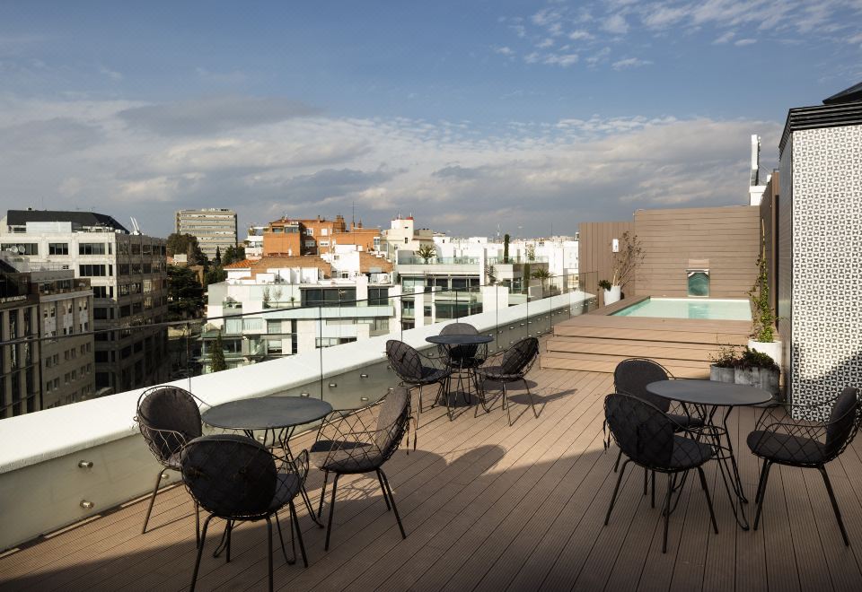 6. Barceló ..